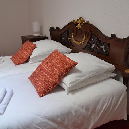L'Auberge Catalane Latour-de-Carol Eksteriør billede