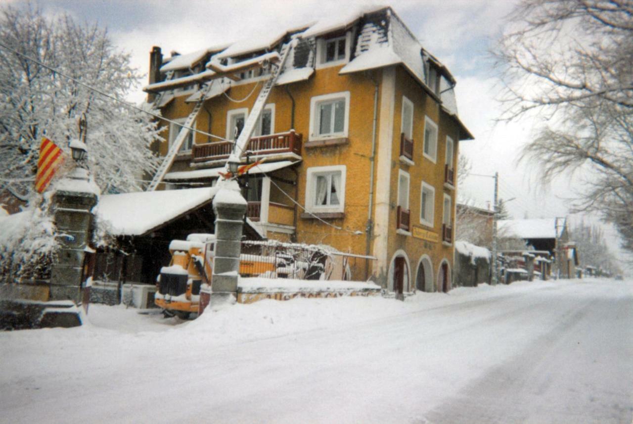 L'Auberge Catalane Latour-de-Carol Eksteriør billede